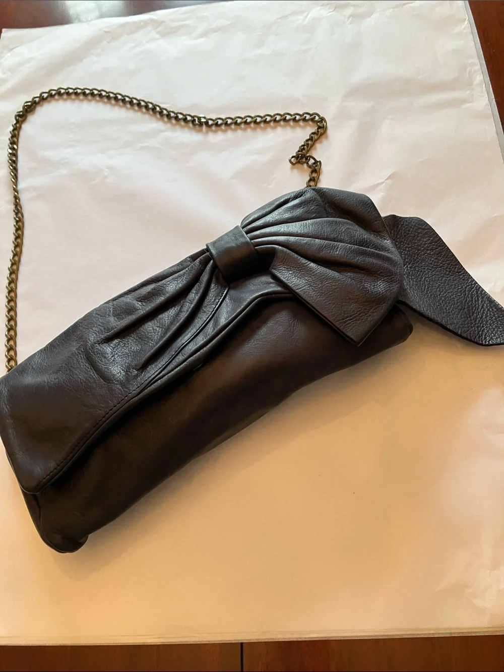 Red Valentino by Valentino Garavani Navy shoulder/clutch bow bag. Made in Italy.